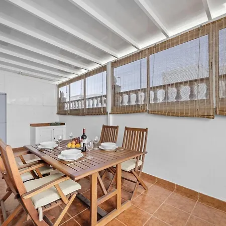 Casa Merlin بيت للعطل